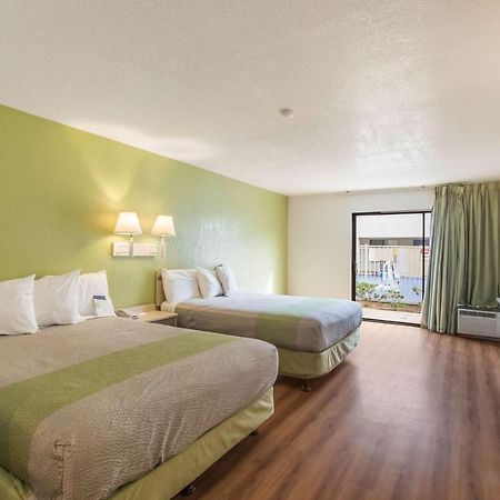 Motel 6 Hemet Esterno foto