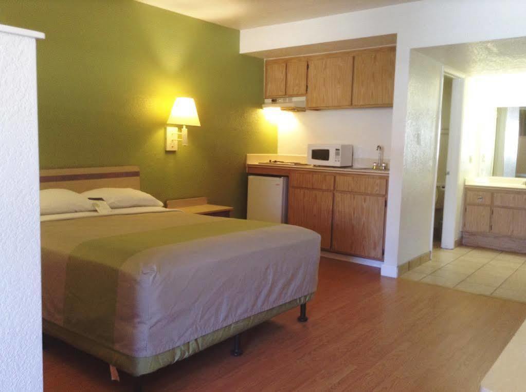 Motel 6 Hemet Esterno foto