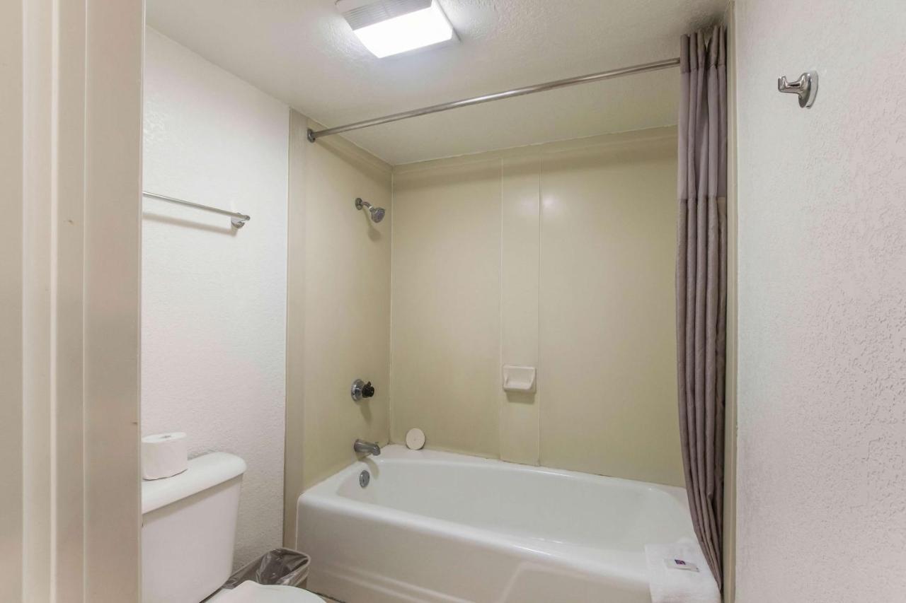 Motel 6 Hemet Esterno foto
