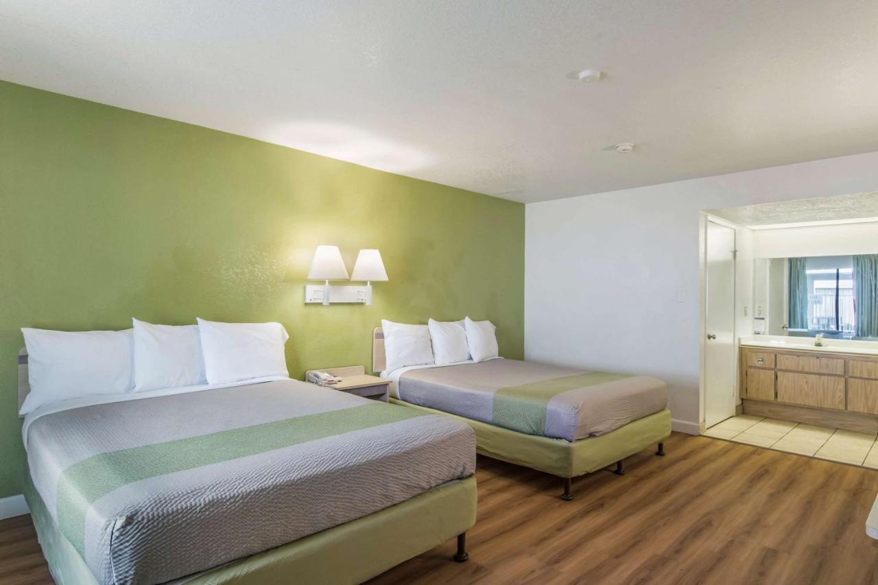 Motel 6 Hemet Esterno foto