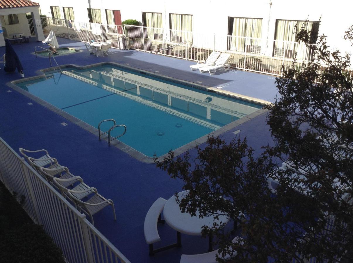 Motel 6 Hemet Esterno foto